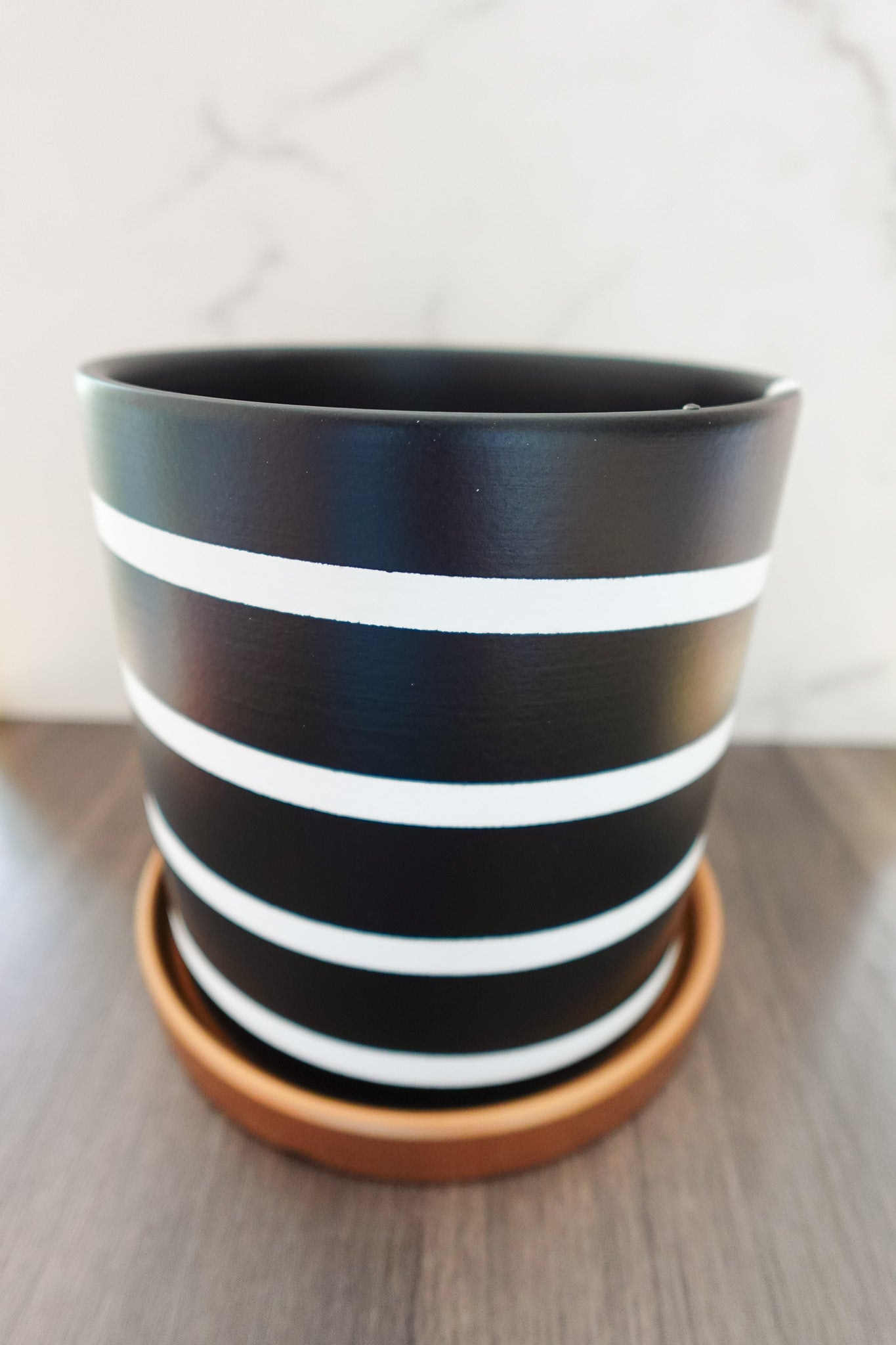 Black & White Stripped Minimalistic Pot (Sold Separately)
